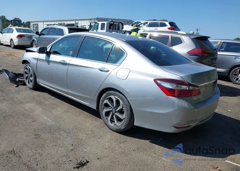 2017 Honda Accord Ex-L z USA, uszkodzony, nr VIN 1HGCR2F88HA291317